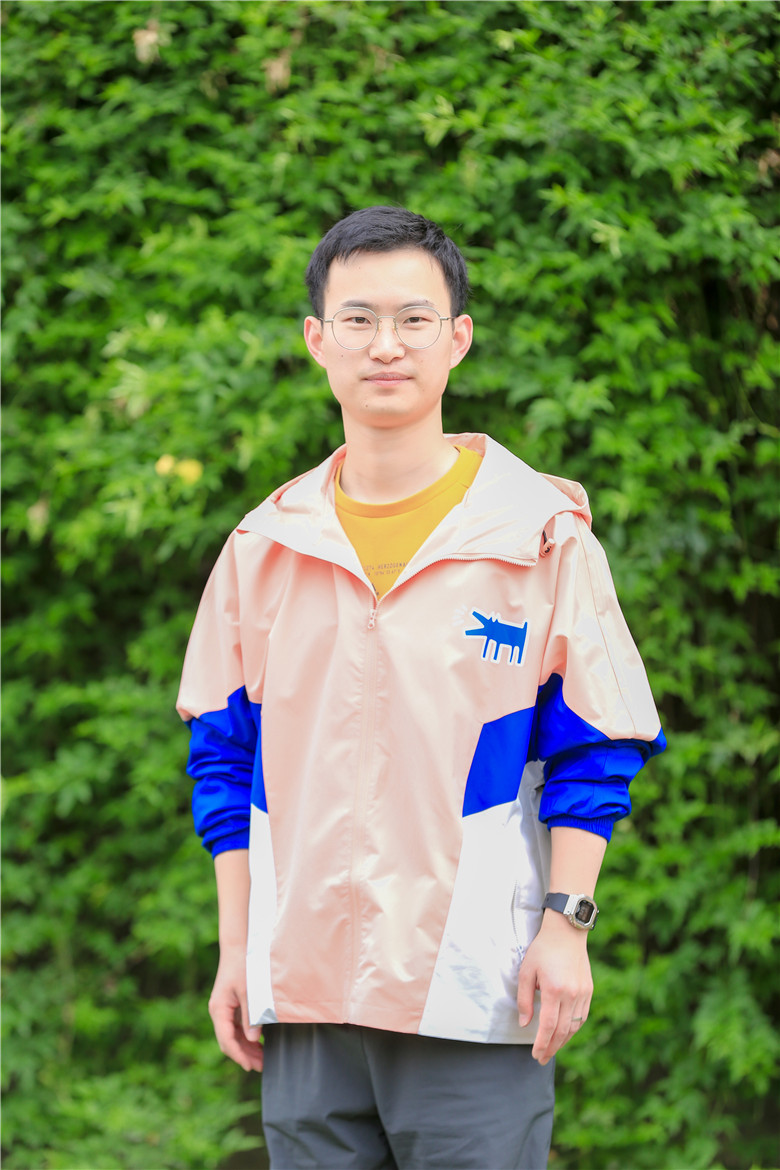 四十四班 楊國棟1.jpg